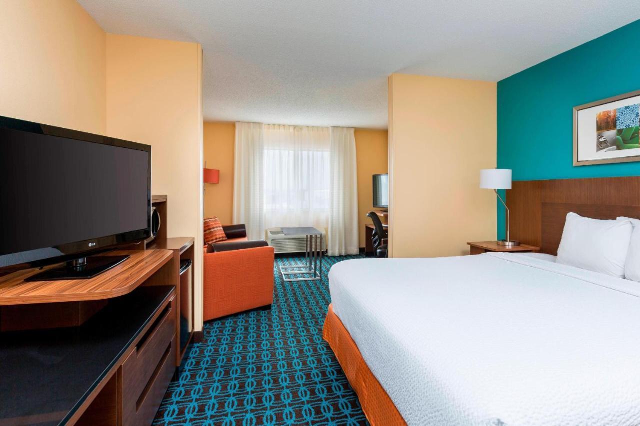 Fairfield Inn & Suites Линкольн Экстерьер фото