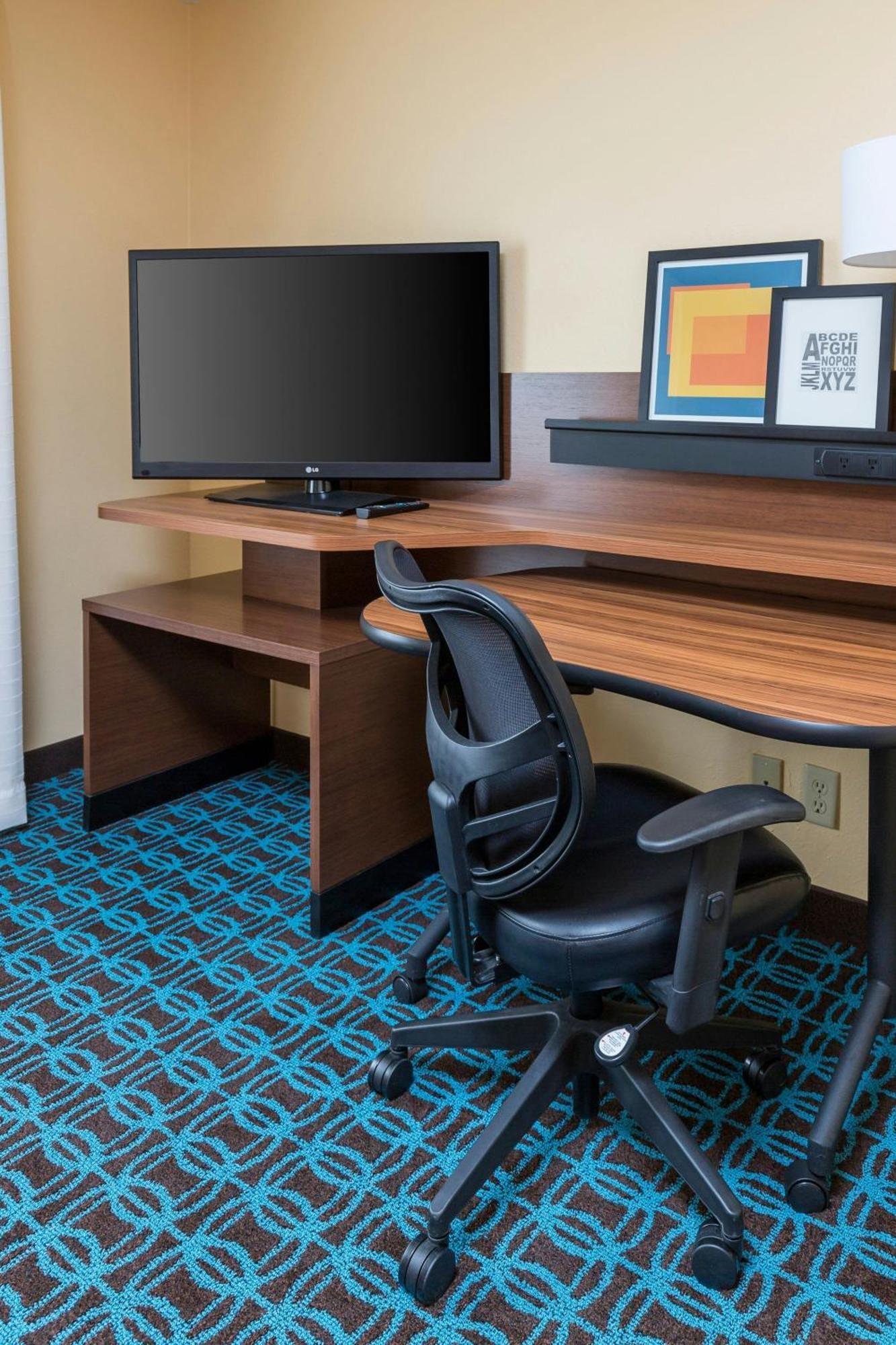 Fairfield Inn & Suites Линкольн Экстерьер фото