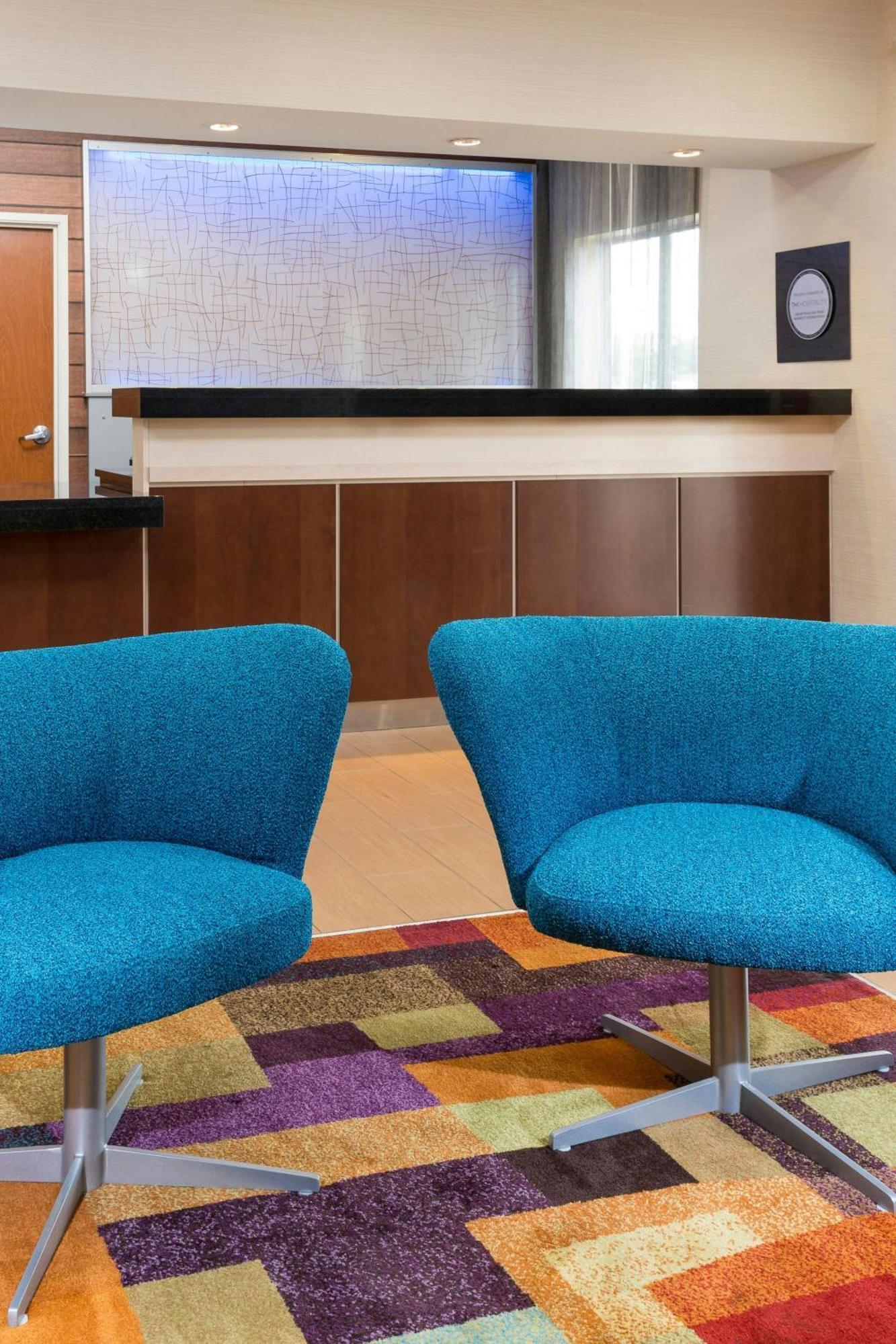 Fairfield Inn & Suites Линкольн Экстерьер фото
