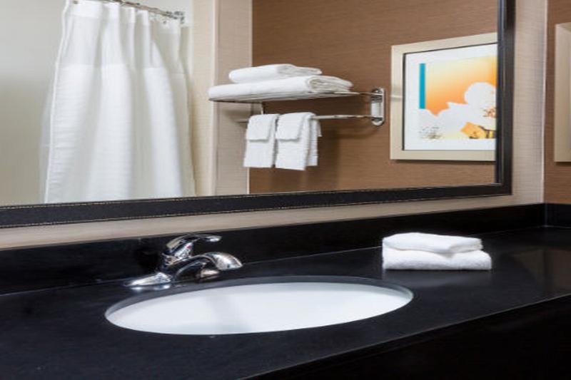 Fairfield Inn & Suites Линкольн Экстерьер фото