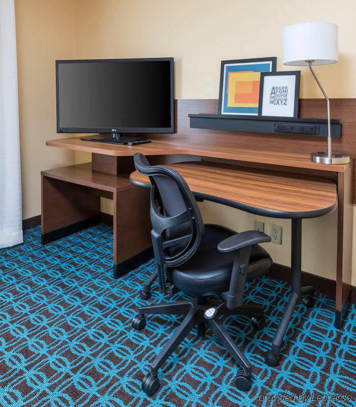 Fairfield Inn & Suites Линкольн Экстерьер фото