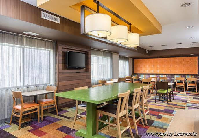 Fairfield Inn & Suites Линкольн Экстерьер фото